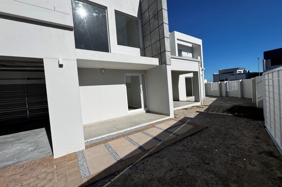 4 Bedroom Property for Sale in Sandown Western Cape